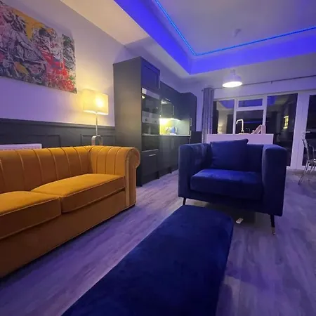 Hot Tub, Fire Pit, 4 Acre Garden, Luxury 5 Star Woodland Lodge Skegness Esterno foto